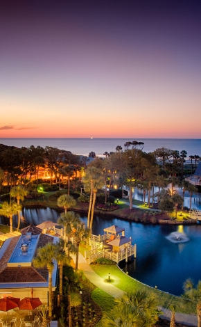 sonesta resort at dusk