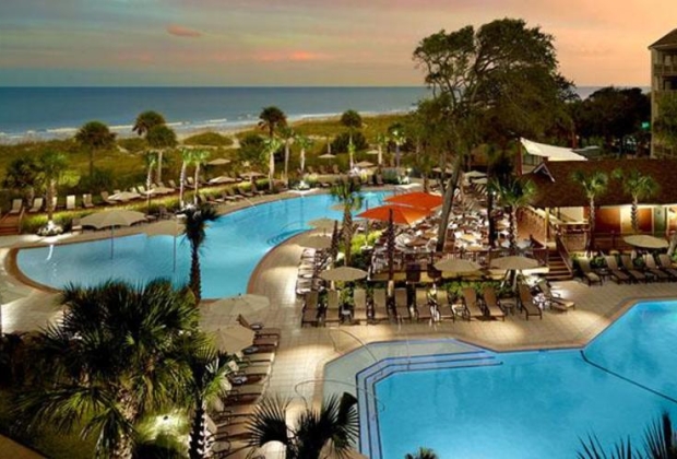 Aerial view of Omni Hilton Head poolside patios