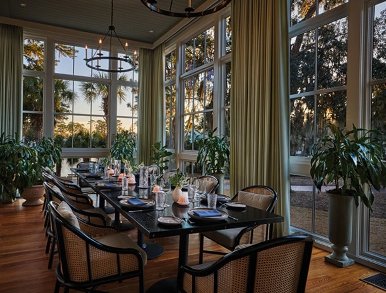 River house dining room interior