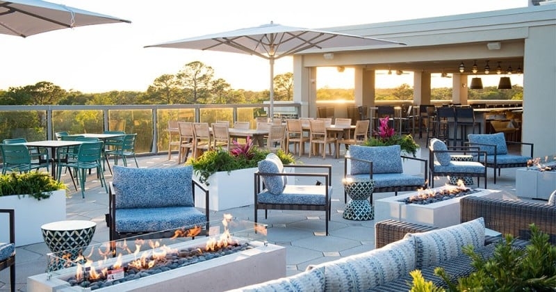 Marriott patio